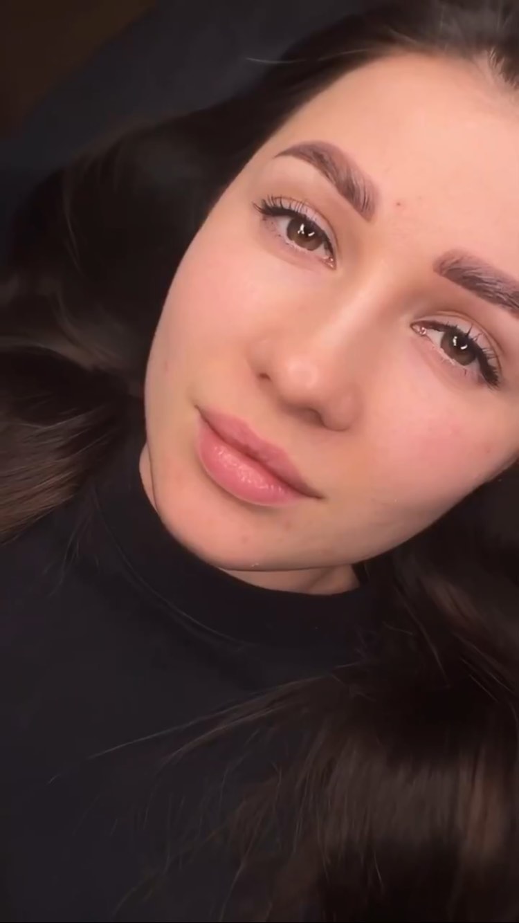 Russian lash extensions at Snatch & Glow Dubai